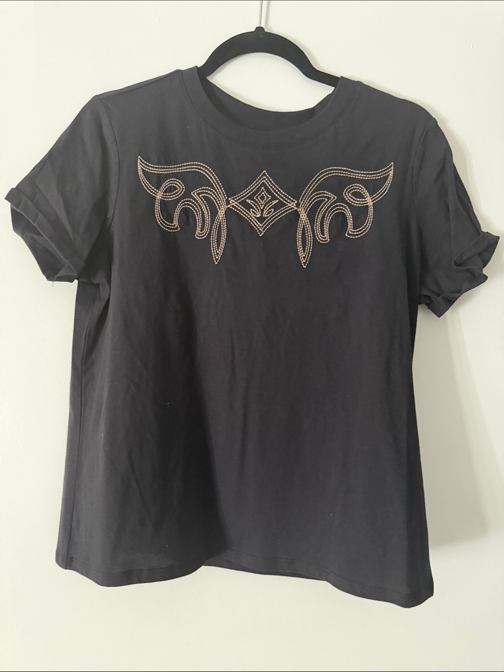 Idyllwind Black Short Sleeve Tee with Gold Embroidered Motif